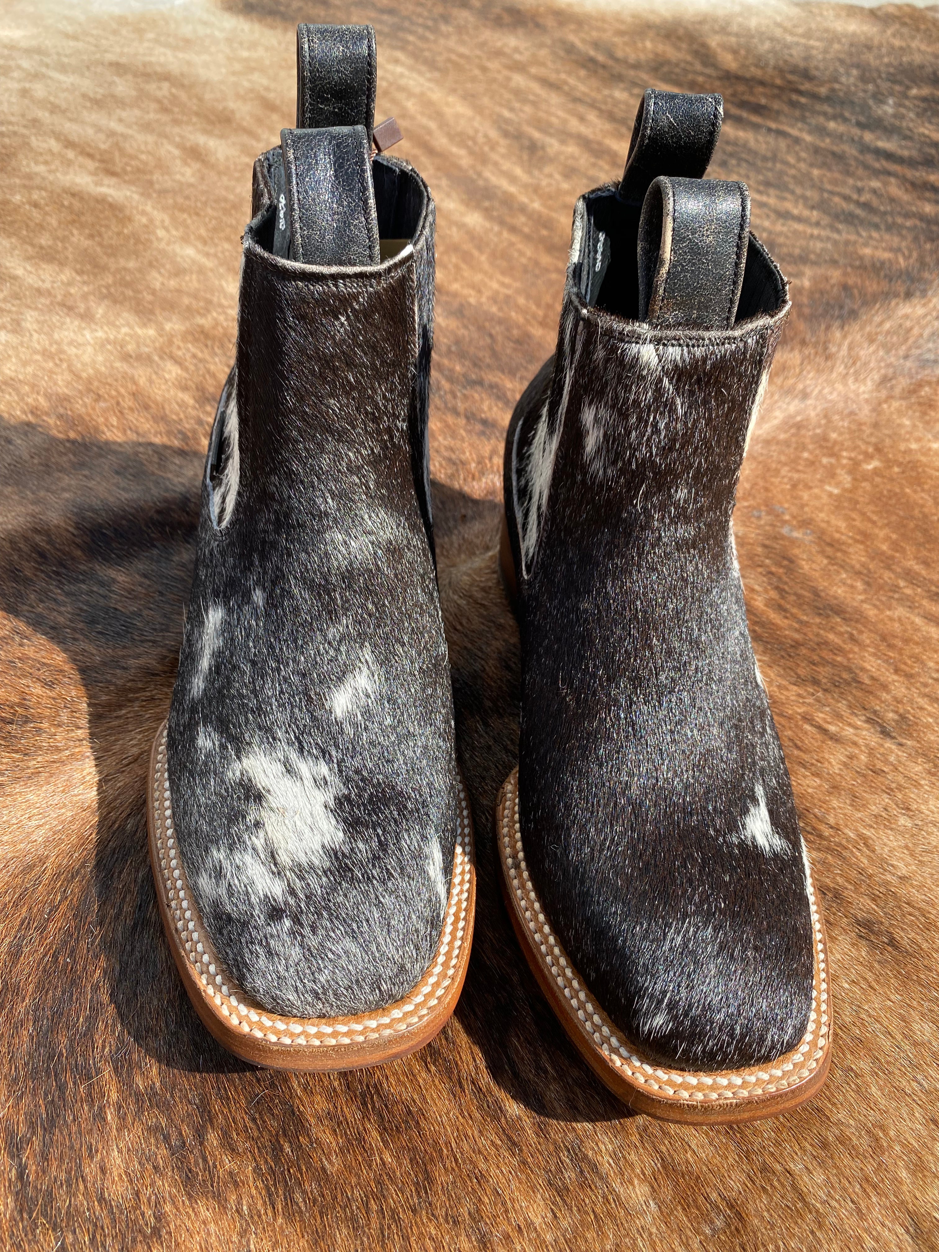 Hair on Hide Boots - 6.5